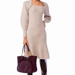 Scoop beige knit dress